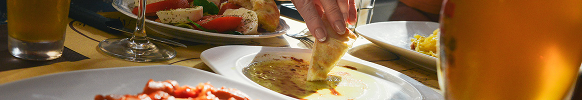 Eating Peruvian at El Porteño I Restaurant Chifa Peruano restaurant in San Francisco, CA.